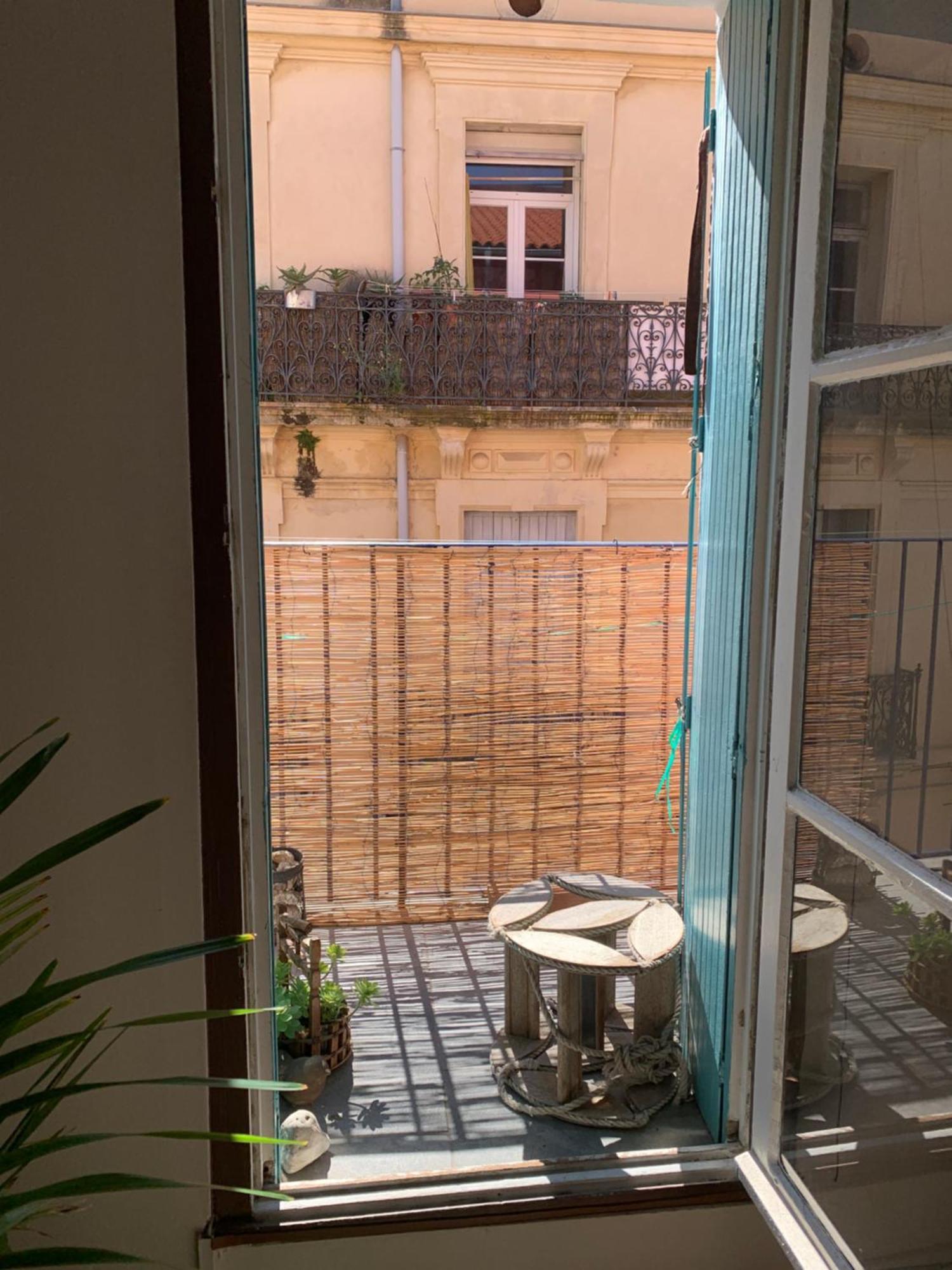 Appart Central A Sete Avec Balcon Luaran gambar